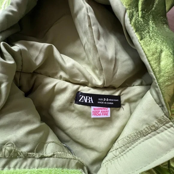 Zara kids Halloween Metallic Green Alien Costume. - Picture 6 of 6